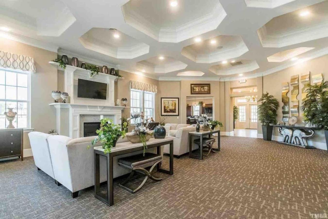 The Villas Buckingham 10 Mins To Rdu Airport Duke Downtown Дарем Экстерьер фото